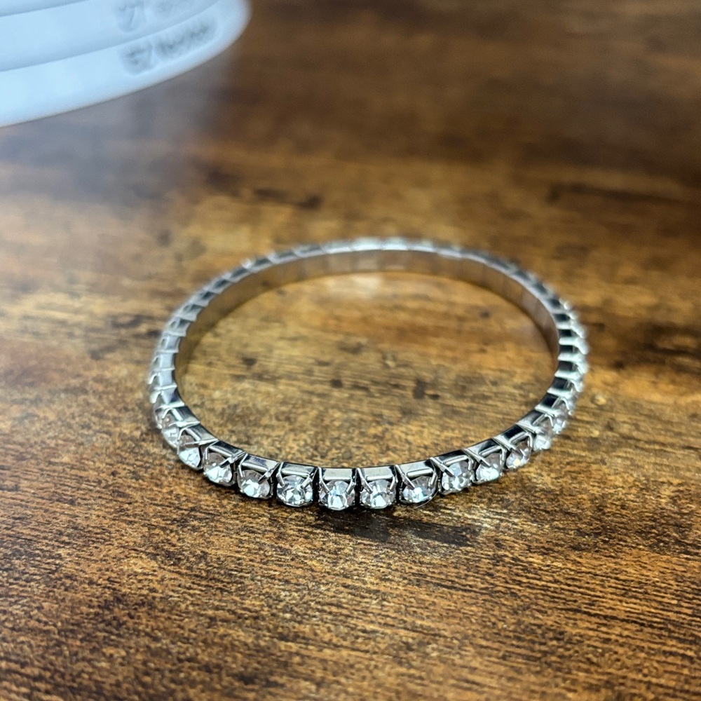 Stylish Bracelet Collection - Picture 3 of 11